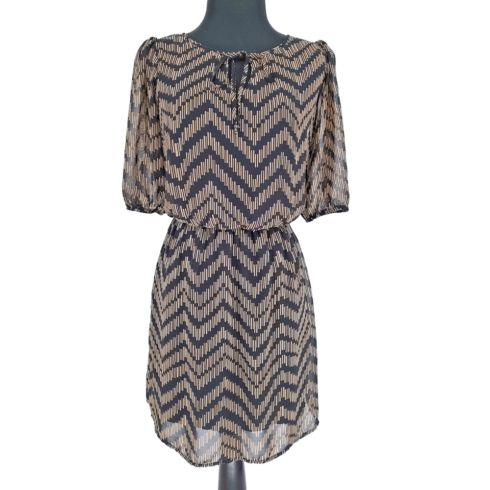 Sweet Storm Woman's Tan Stripe Baby Doll Dress Size Small Lined Chiffon Flowy
